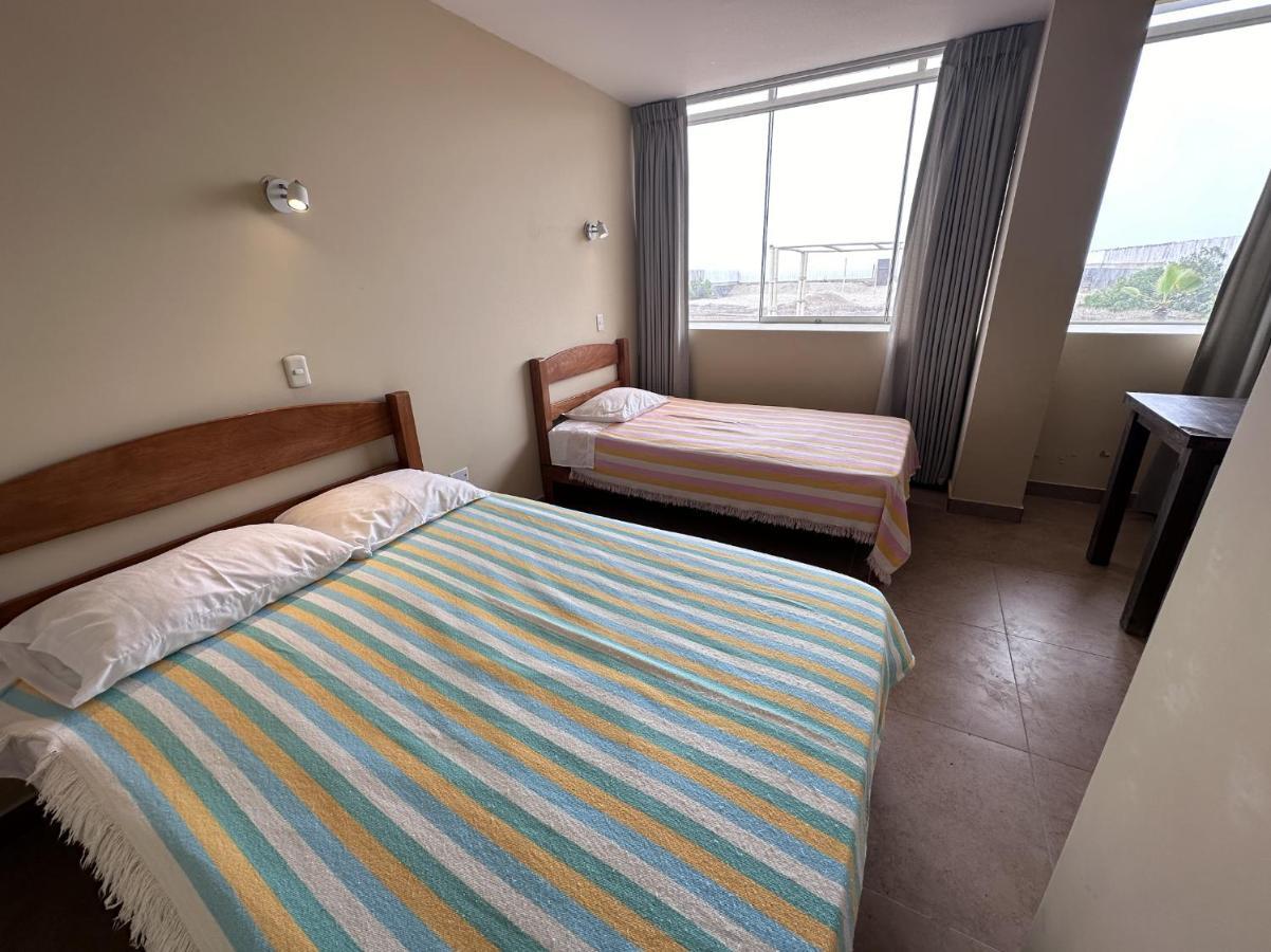 مبيت وإفطار آسيا Yolo House Peru المظهر الخارجي الصورة