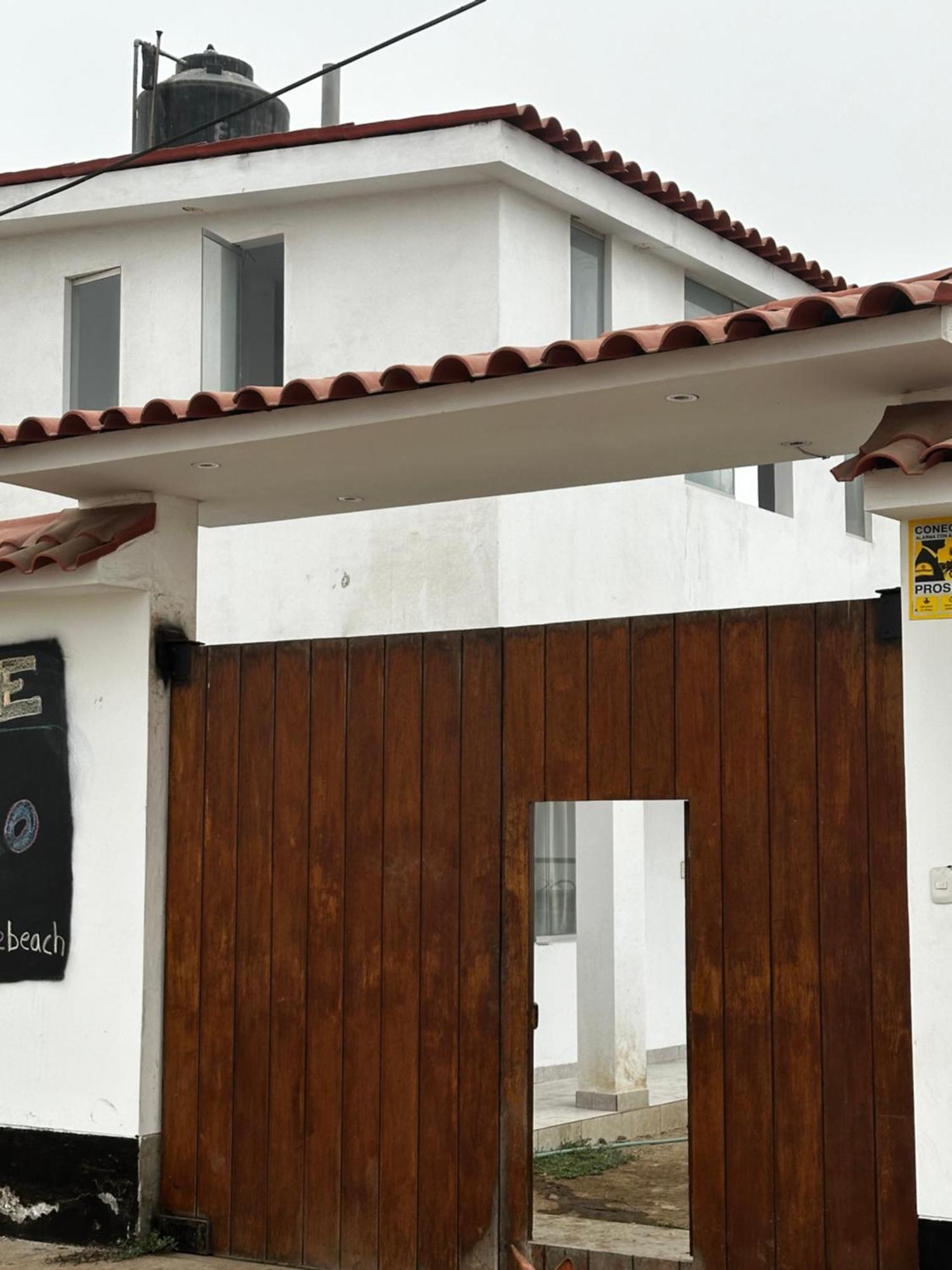 مبيت وإفطار آسيا Yolo House Peru المظهر الخارجي الصورة