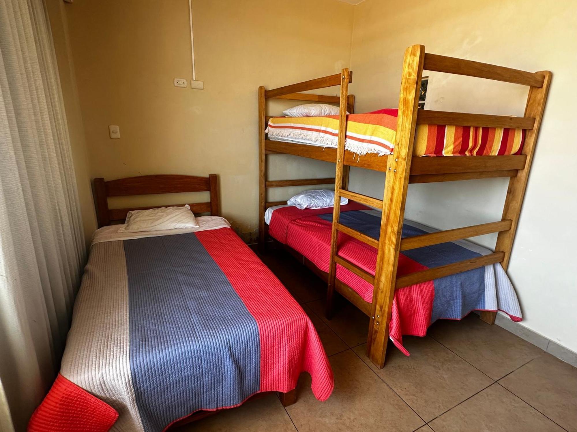 مبيت وإفطار آسيا Yolo House Peru المظهر الخارجي الصورة