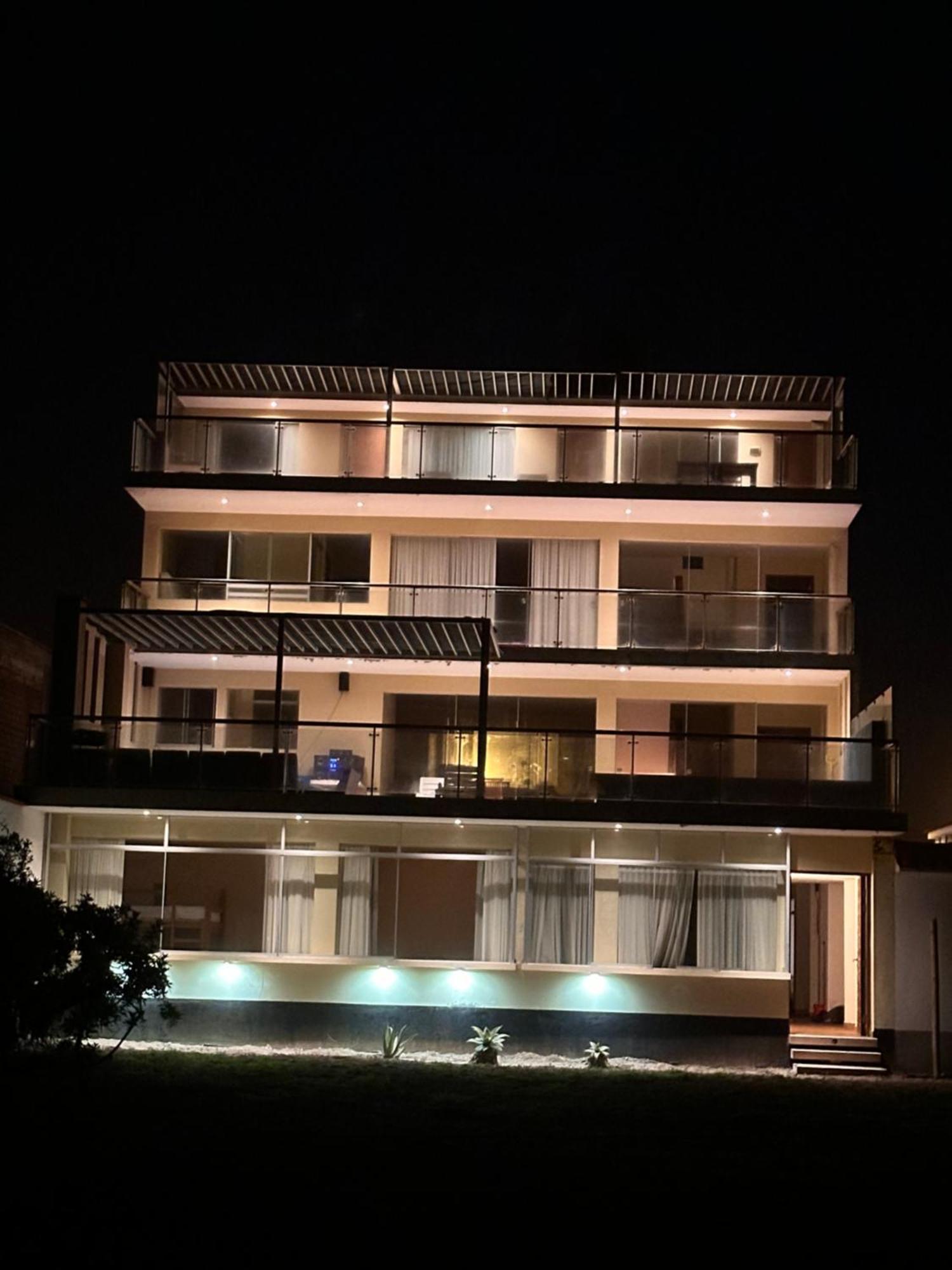 مبيت وإفطار آسيا Yolo House Peru المظهر الخارجي الصورة