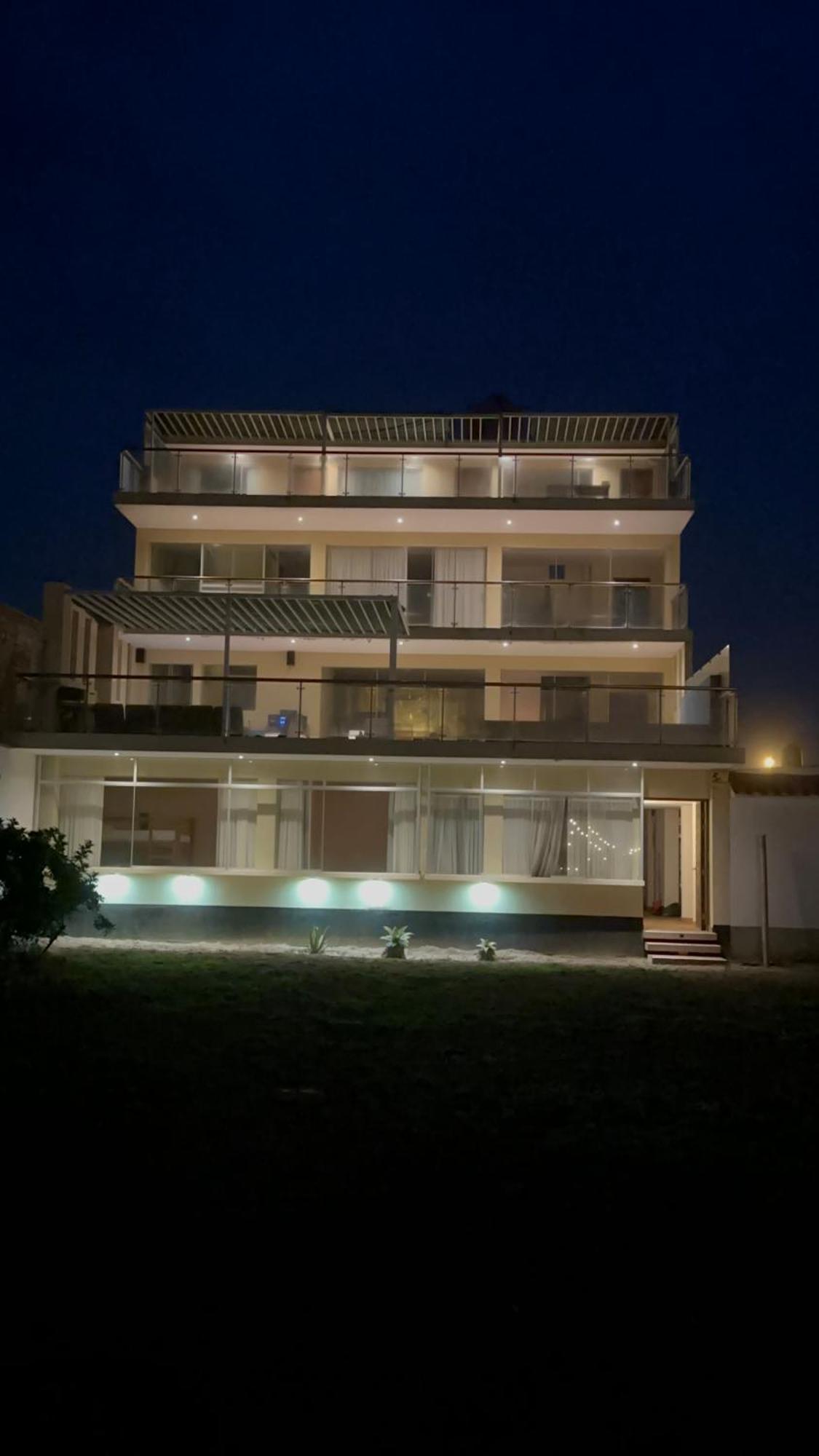 مبيت وإفطار آسيا Yolo House Peru المظهر الخارجي الصورة