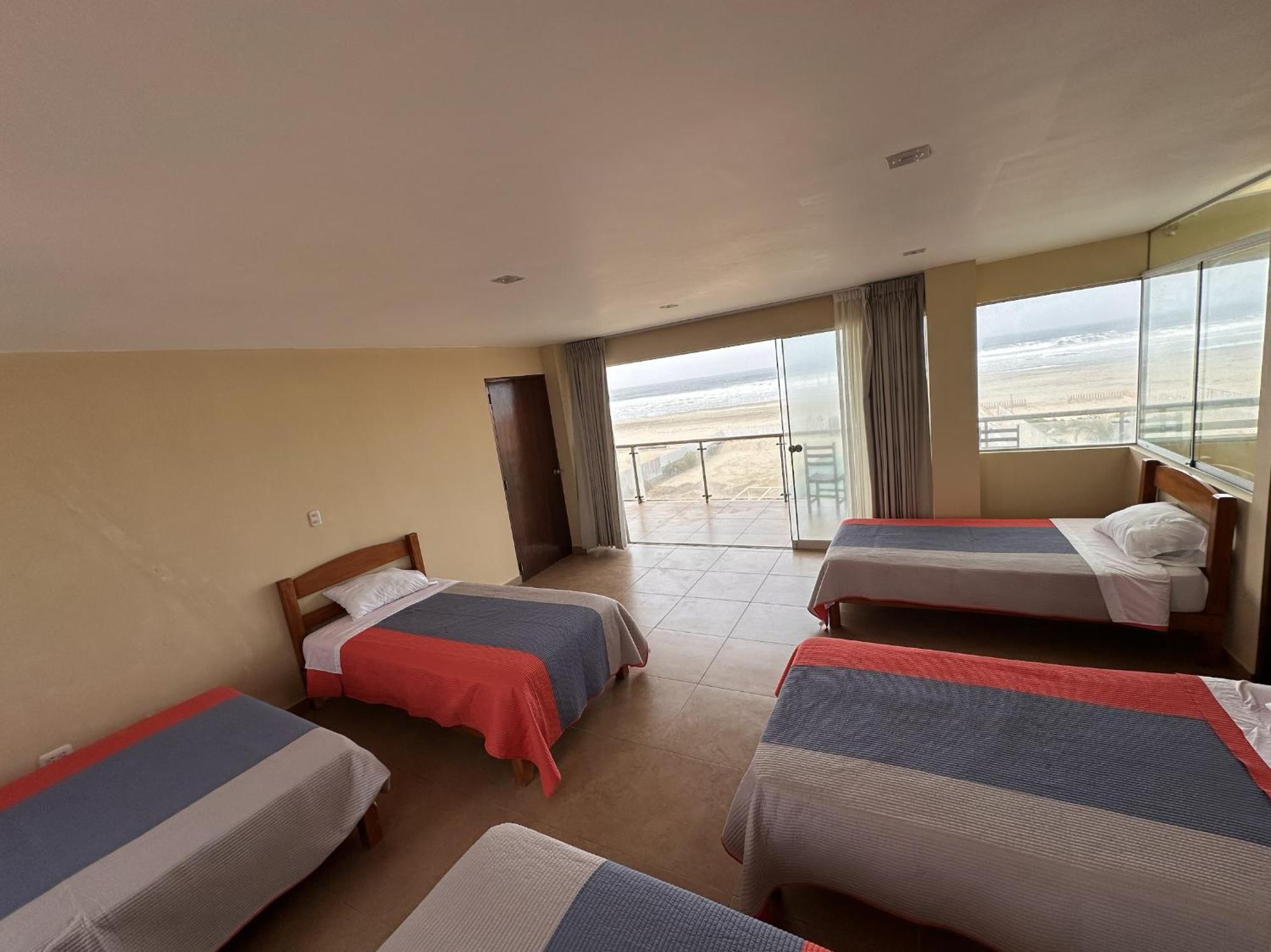 مبيت وإفطار آسيا Yolo House Peru المظهر الخارجي الصورة