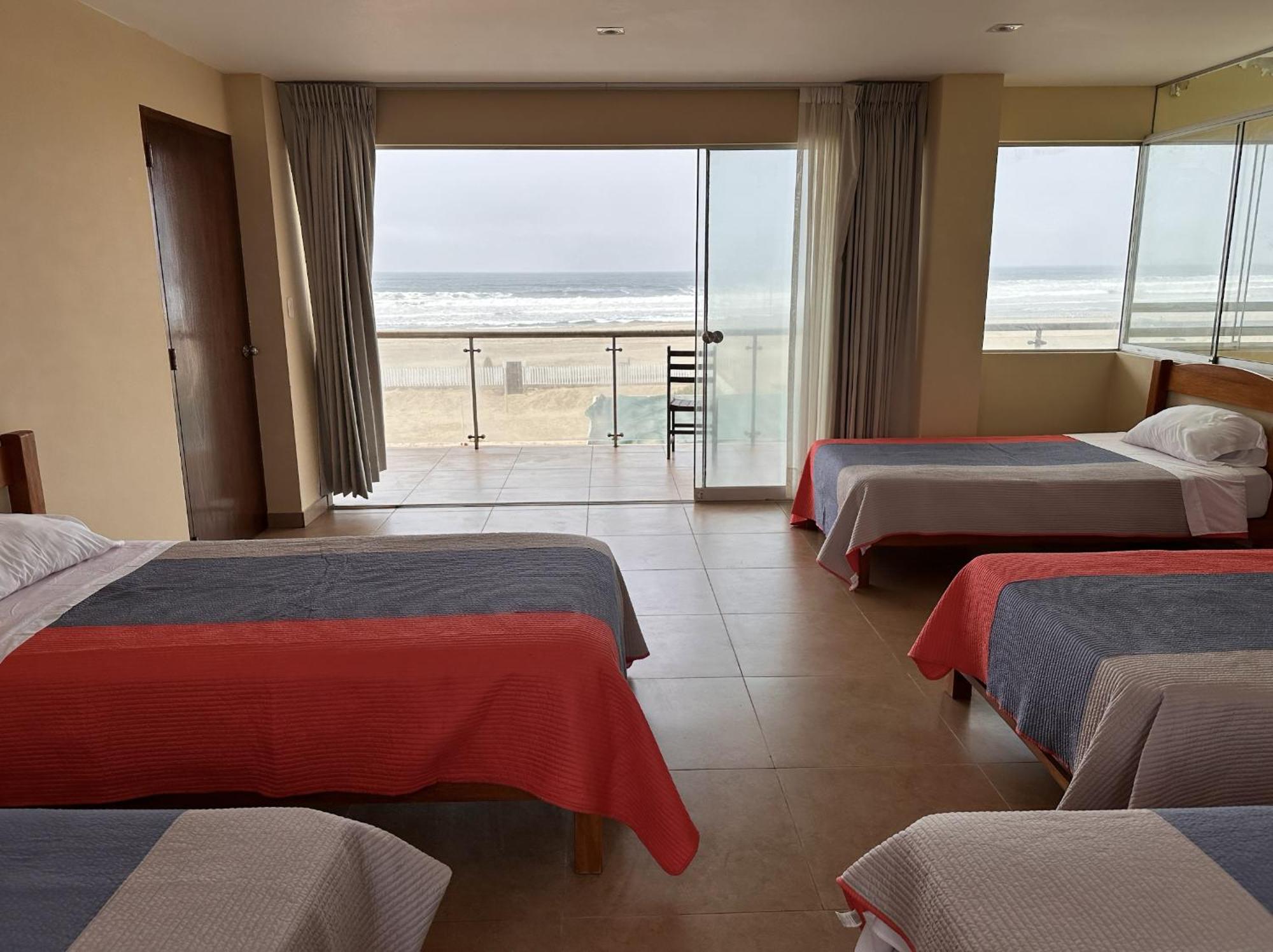 مبيت وإفطار آسيا Yolo House Peru المظهر الخارجي الصورة