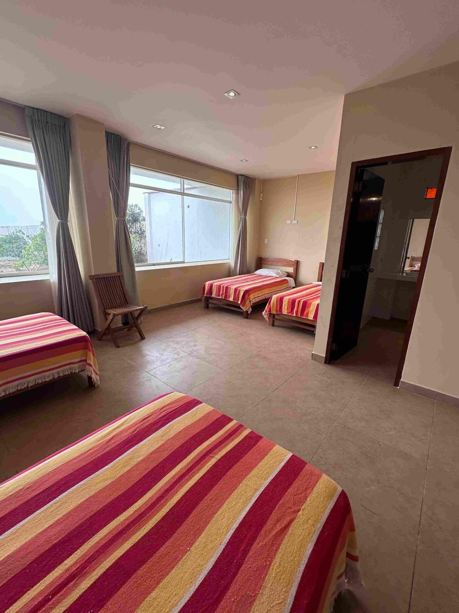 مبيت وإفطار آسيا Yolo House Peru المظهر الخارجي الصورة
