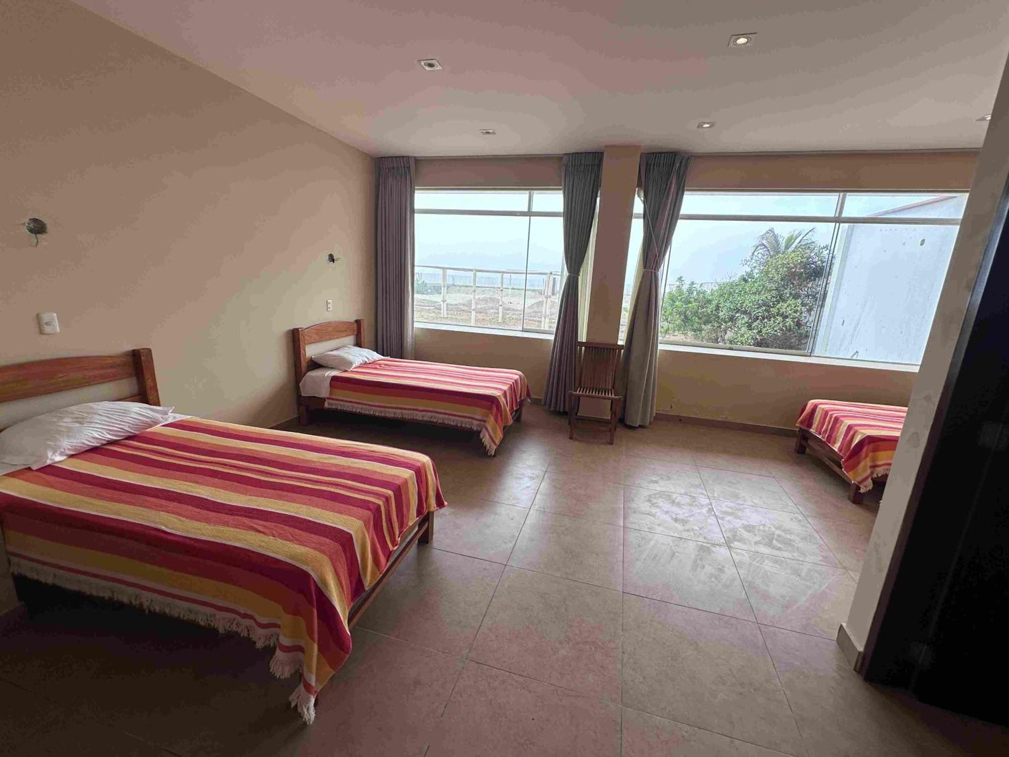 مبيت وإفطار آسيا Yolo House Peru المظهر الخارجي الصورة